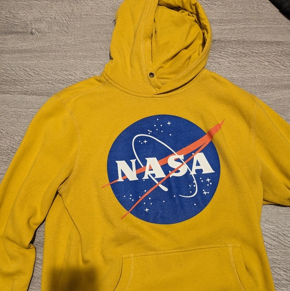 Yellow NASA Hoodie - Picture 1 of 1